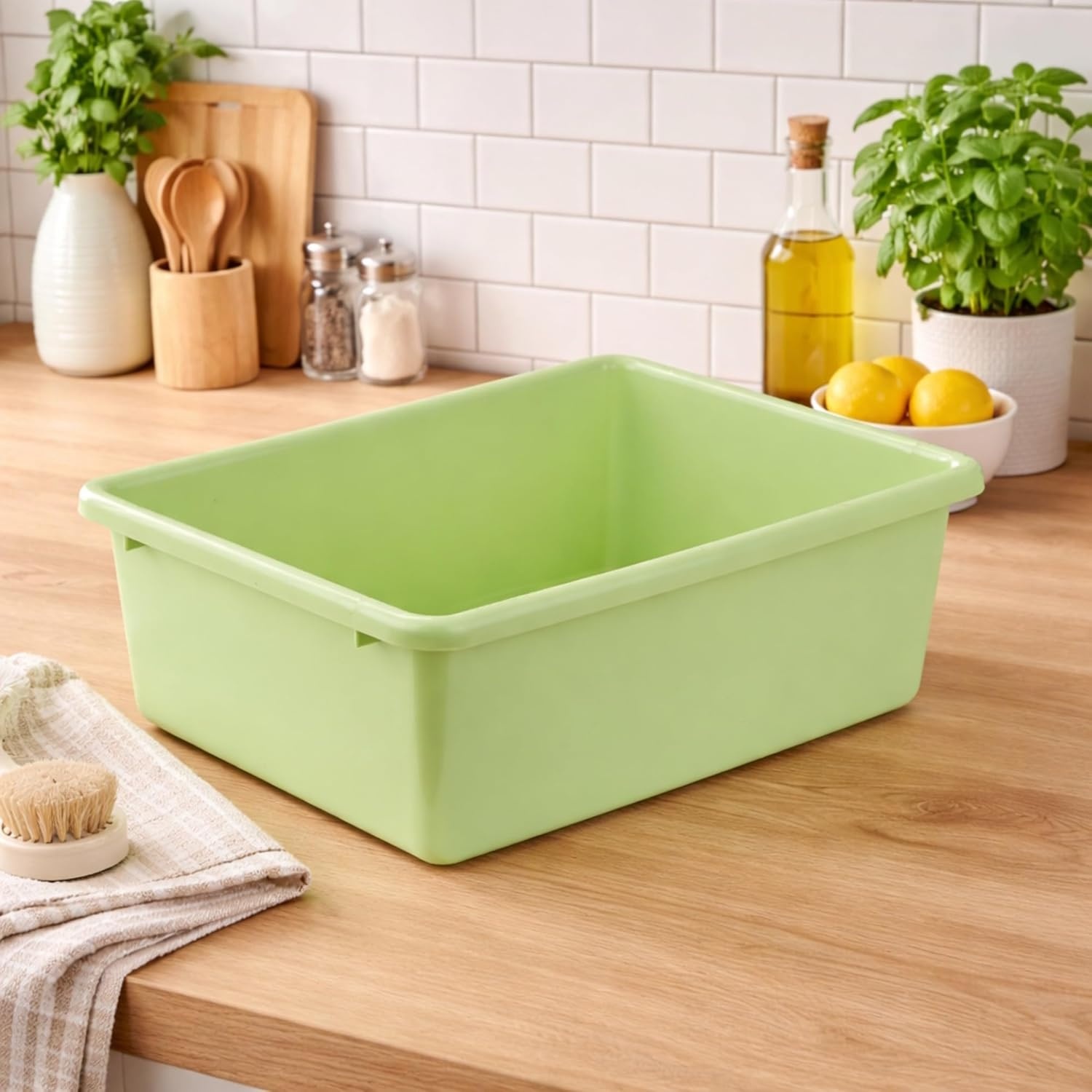 image:imageHoneyCanDo PRTSRT1602SMRED Plastic Storage Bin Small RedLight Green